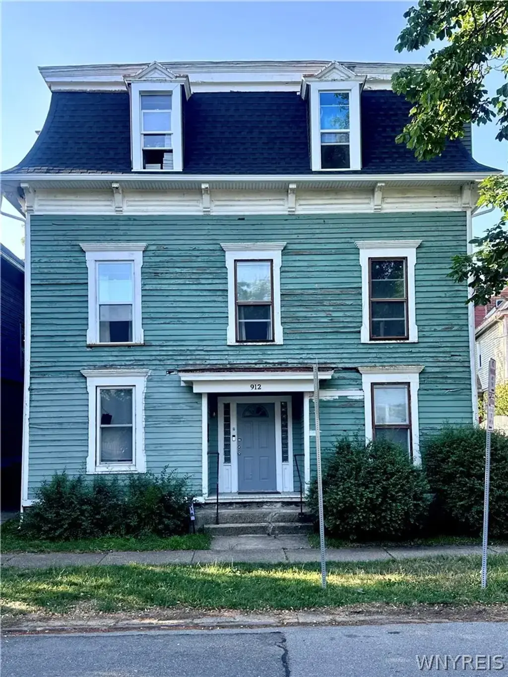 912 Lafayette Avenue, Buffalo