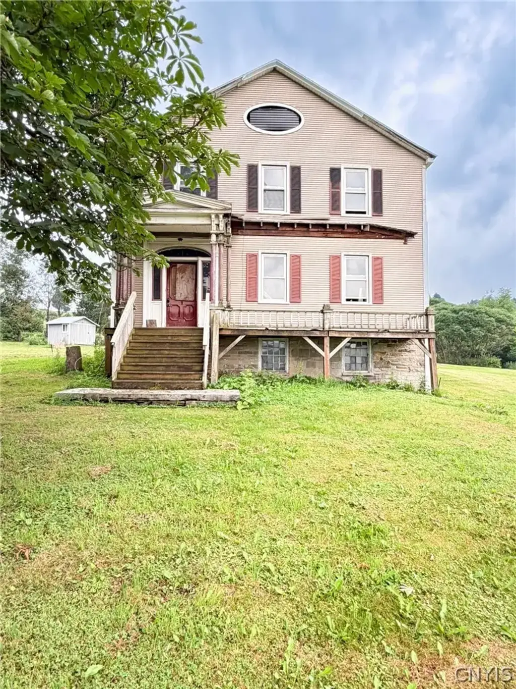 519 Cedarville Road, Litchfield
