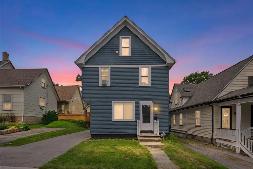 171 Oakland Street, Rochester