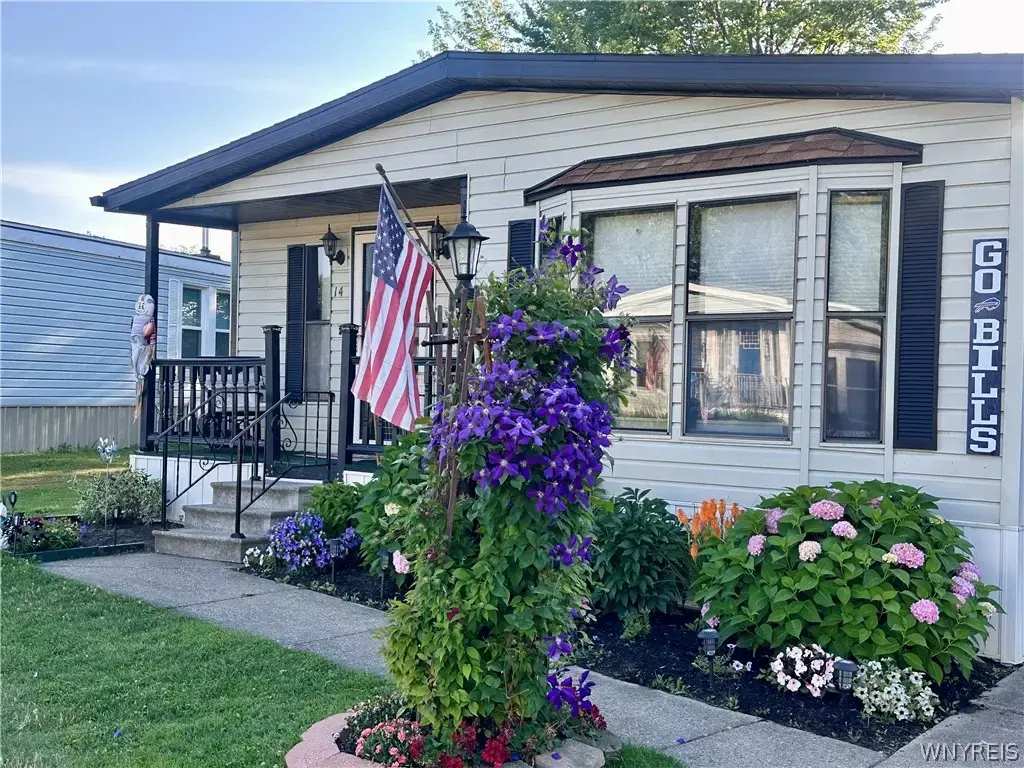 14 Brookridge Drive, Hamburg
