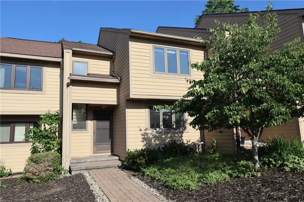 4 Golfside Circle, South Bristol