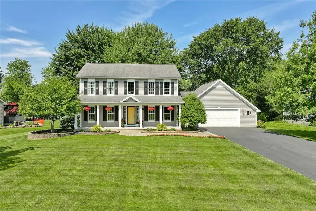 6083 Southbrook Drive, Ontario