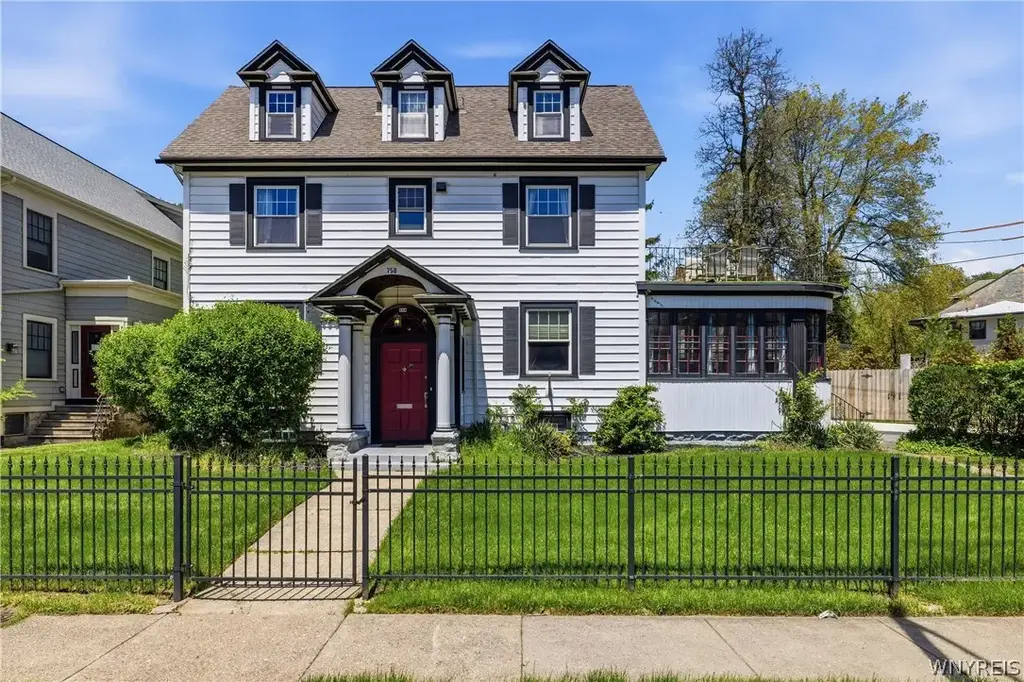 750 W Delavan Avenue, Buffalo
