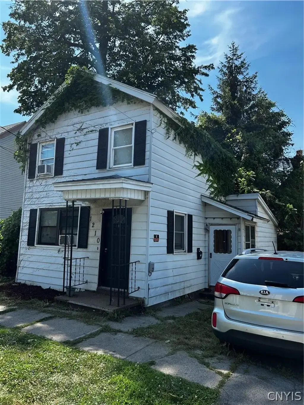 1210 Francis Street, Utica