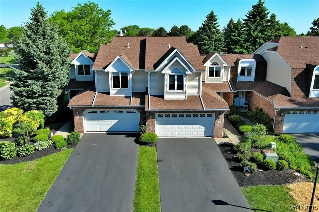 20 Niagara Shore Drive, Tonawanda