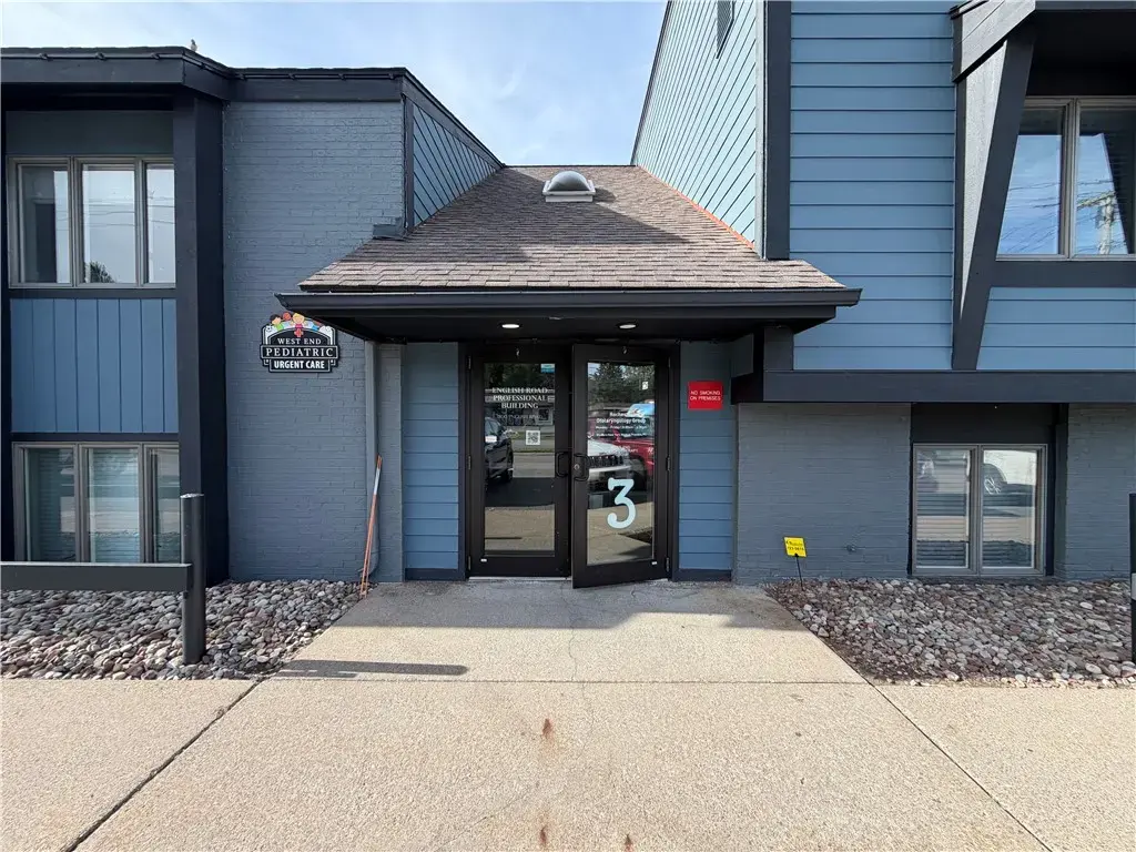 1800 English Rd, Greece