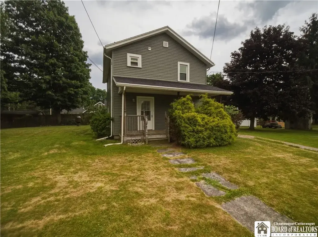 9 E 10th Street, Ellicott