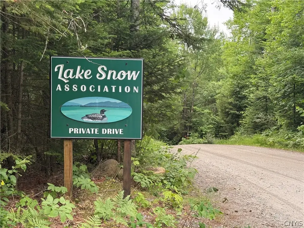L@# Lake Snow Road, Indian Lake