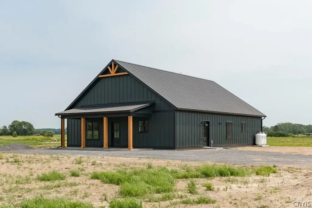 4432 Old State Road, Croghan