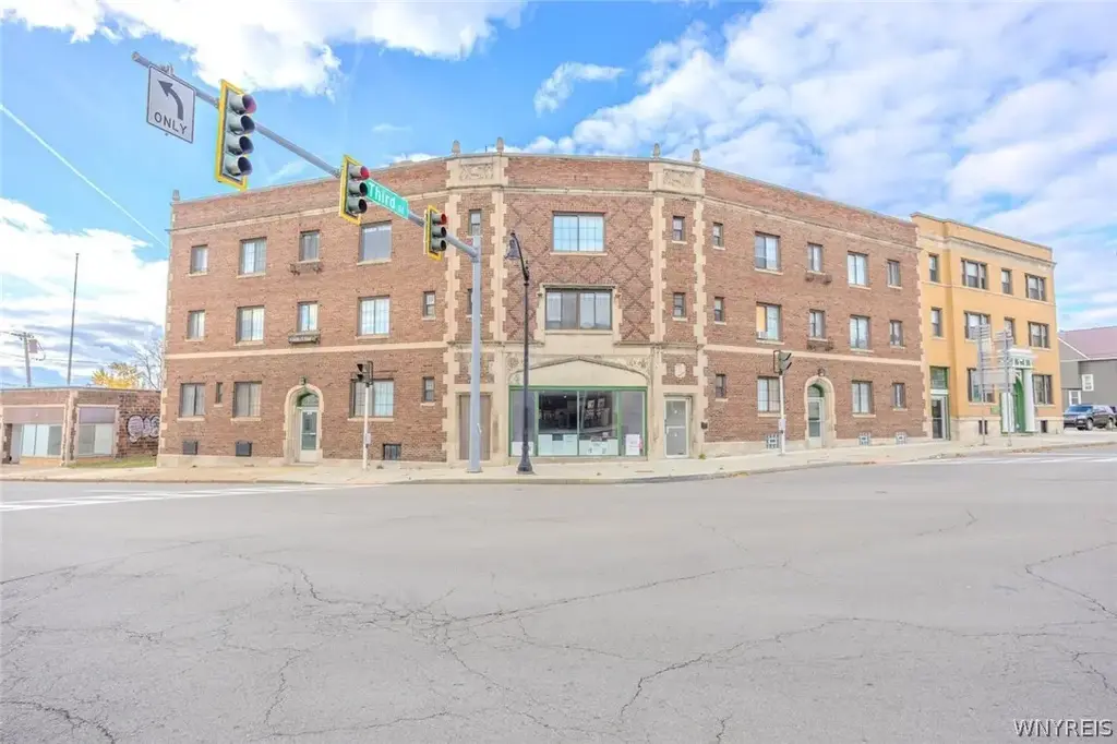 530 Main Street, Niagara Falls