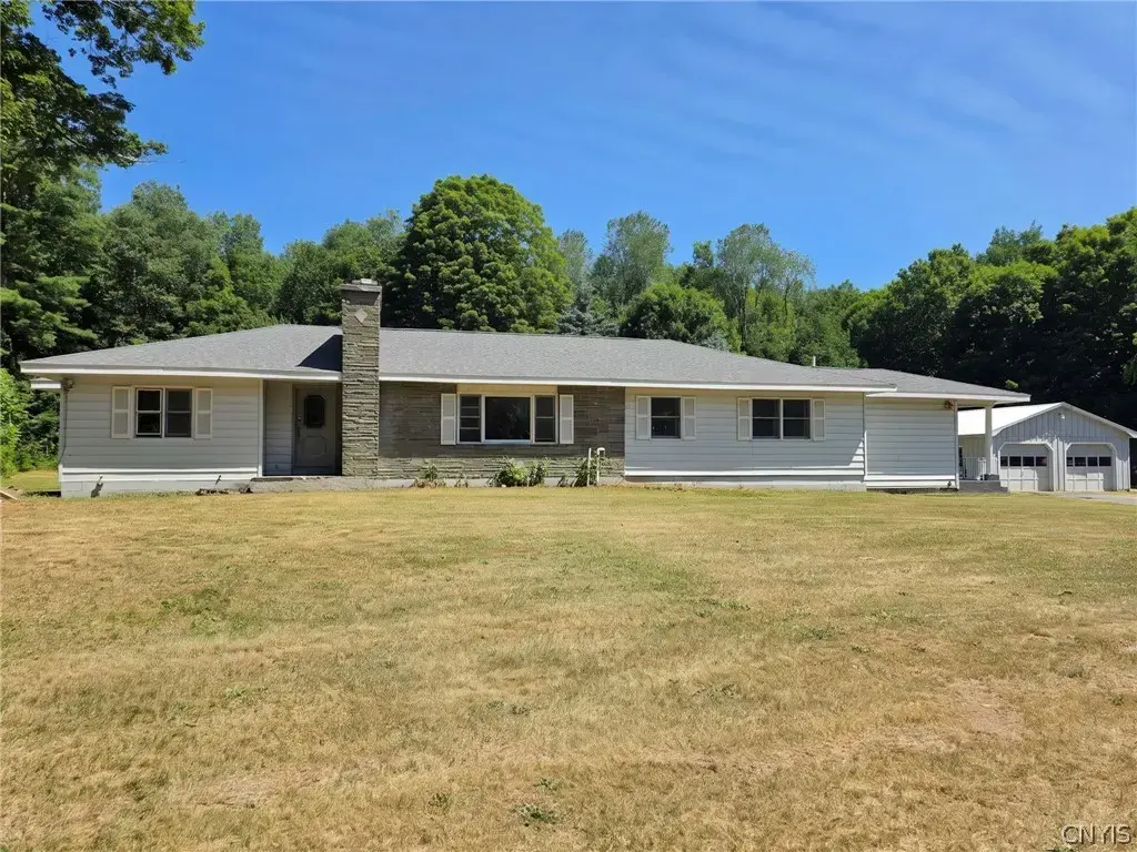 5267 Lee Valley Road, Lee