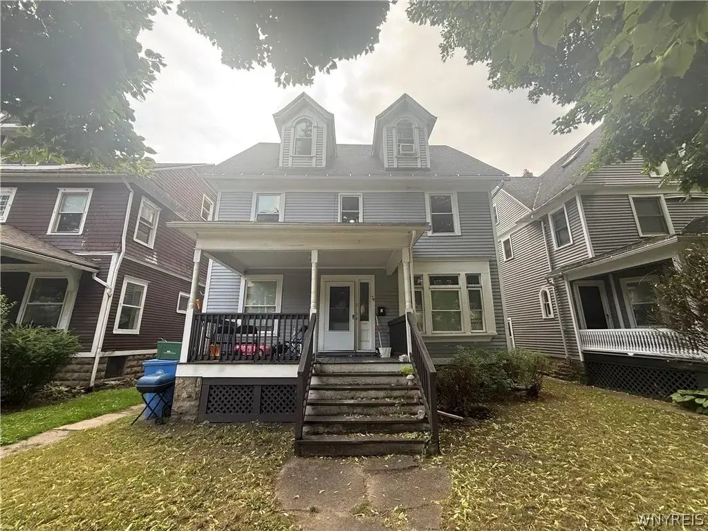 74 Avondale Park, Rochester