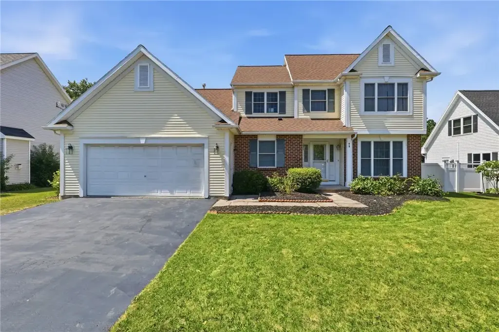 88 Hamlin Drive, Canandaigua City