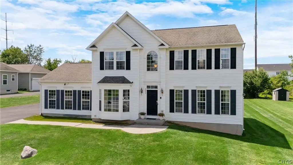 4624 Mystic Drive, Onondaga