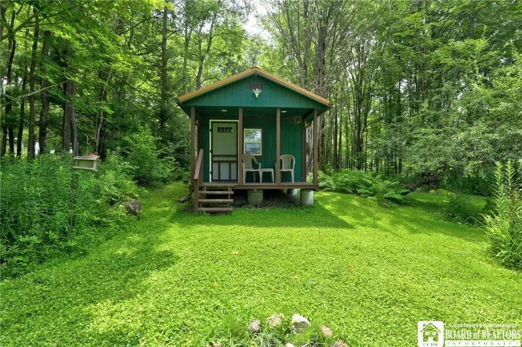 7034 Phelps Road, Harmony