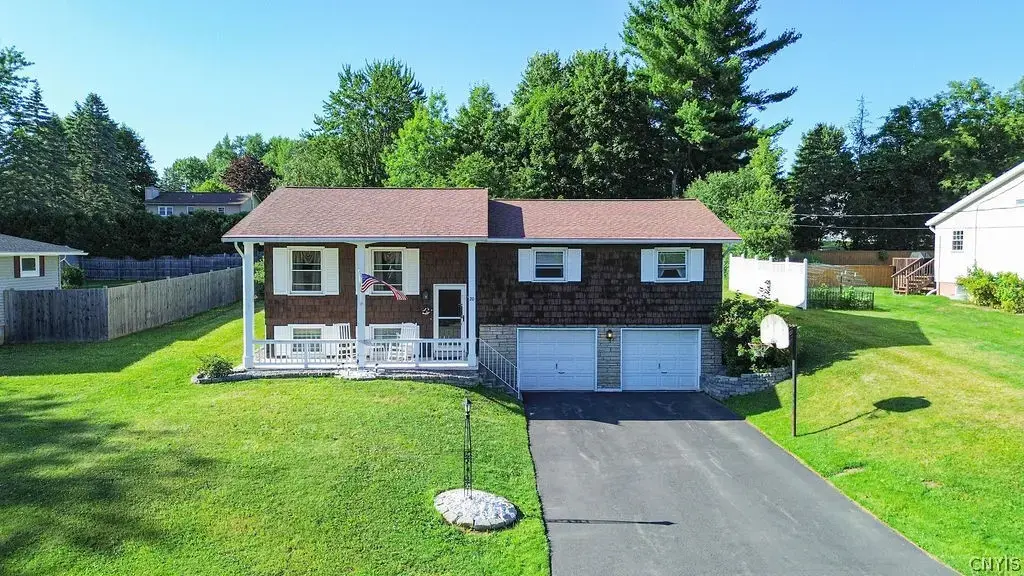 20 Clarion Drive, Whitestown