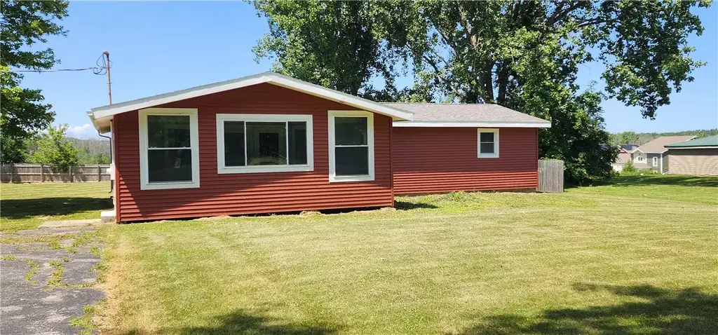 3060 County Road 10, Canandaigua Town