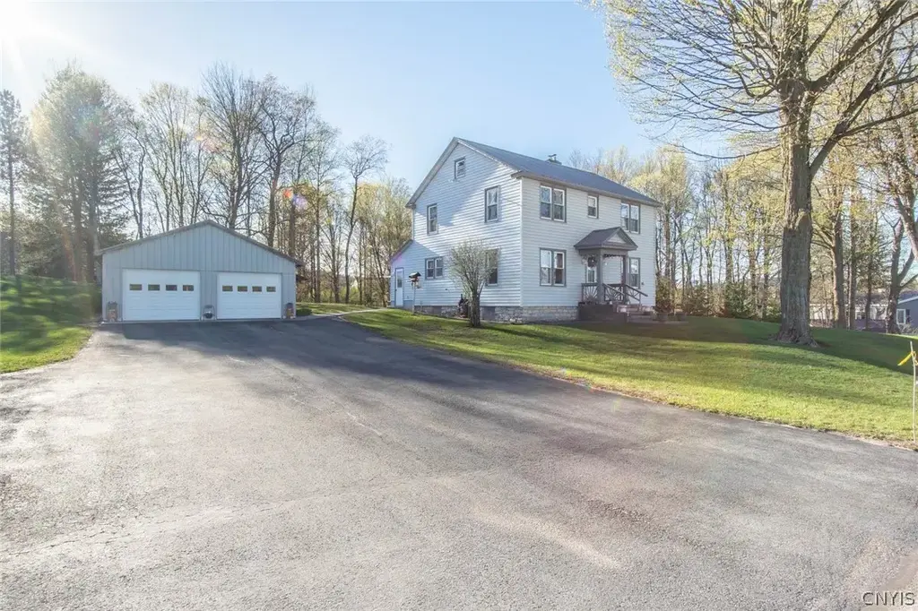 5837 Main Street, Martinsburg