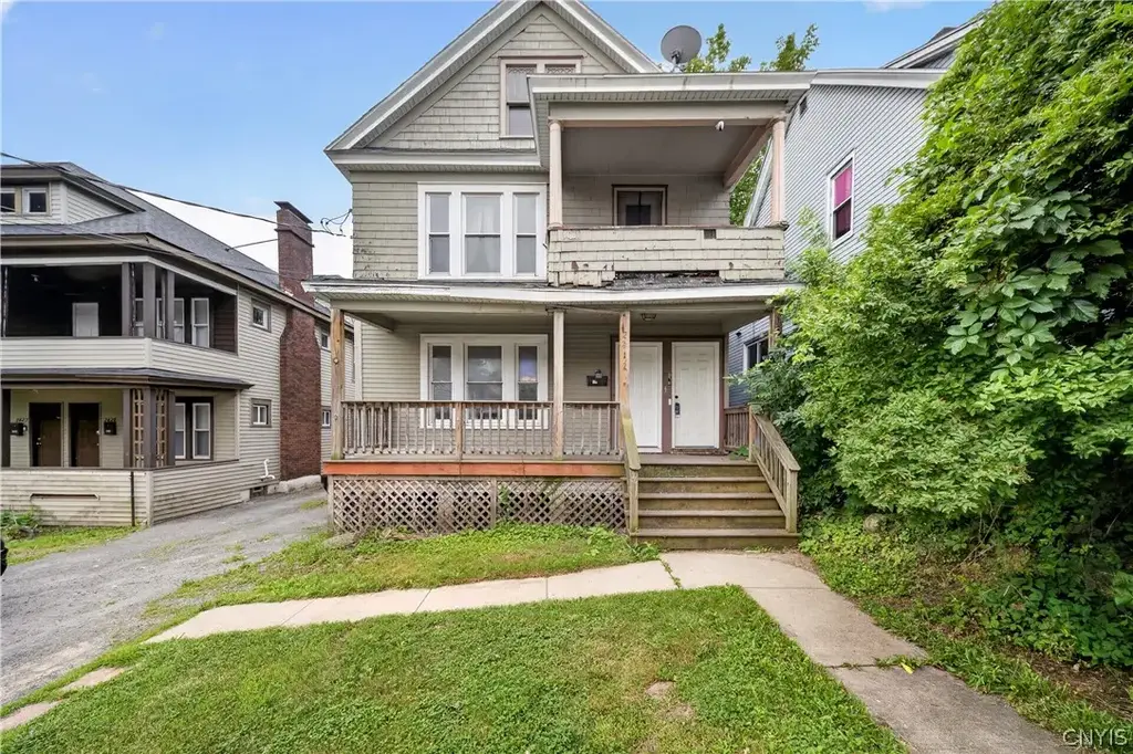 2410 E Genesee Street # 12, Syracuse