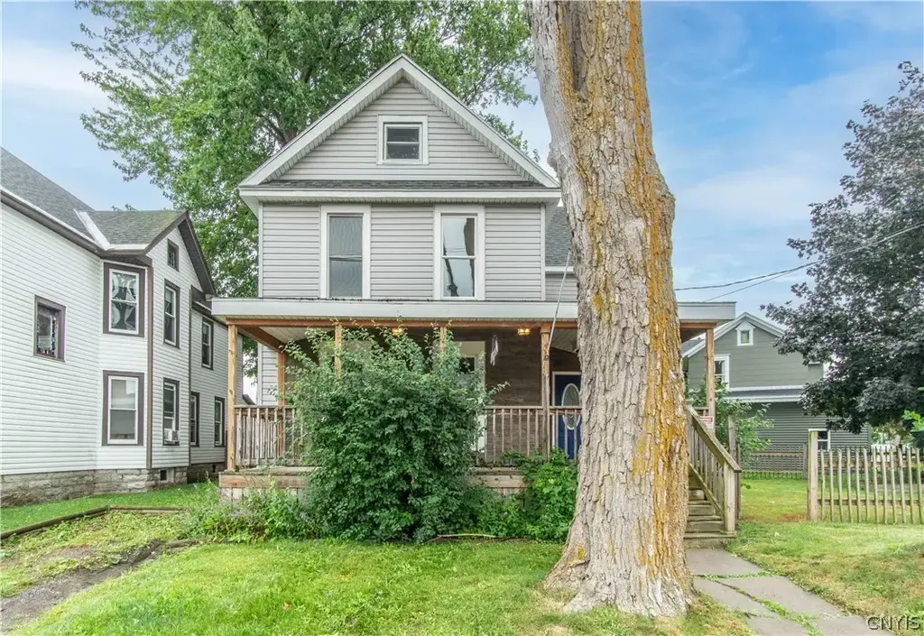 325 Arlington Street, Watertown City
