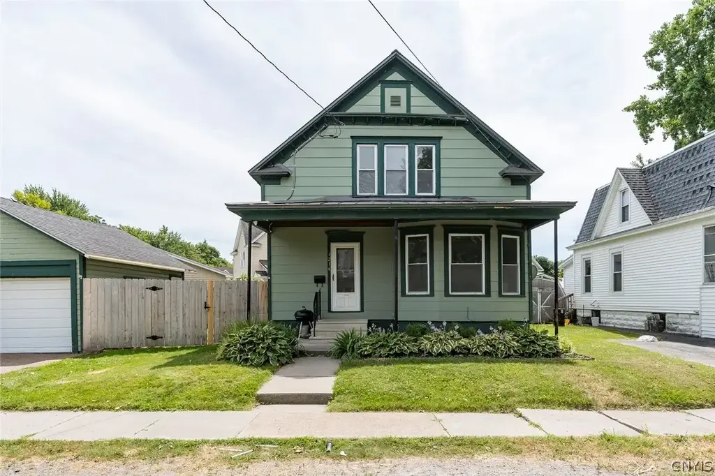 1216 Bronson Street, Watertown City