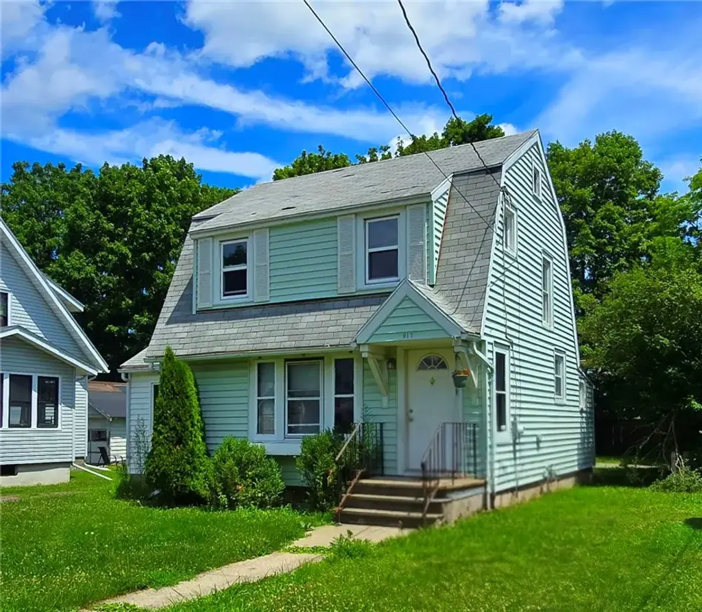 917 Sycamore Street, Southport