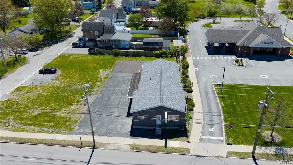 851 & 861 Arsenal Street, Watertown City