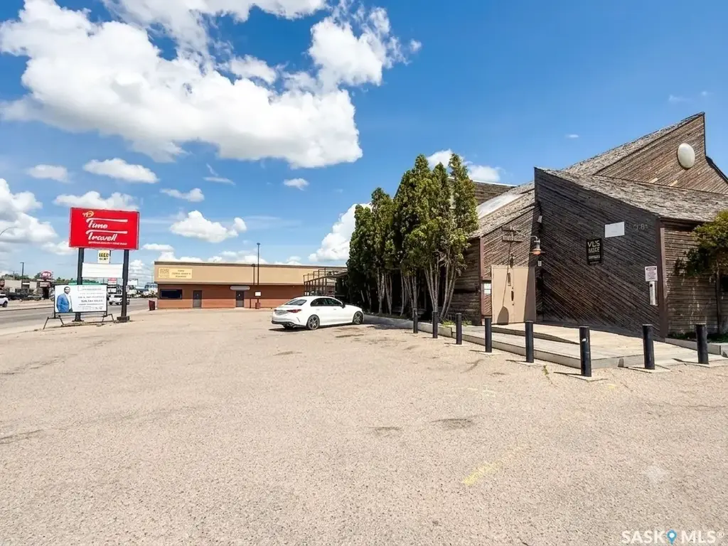 379 Albert Street, Regina