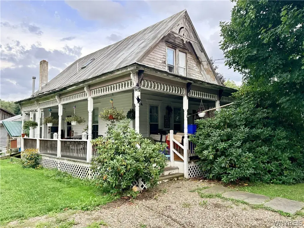16 E Water Street, Friendship