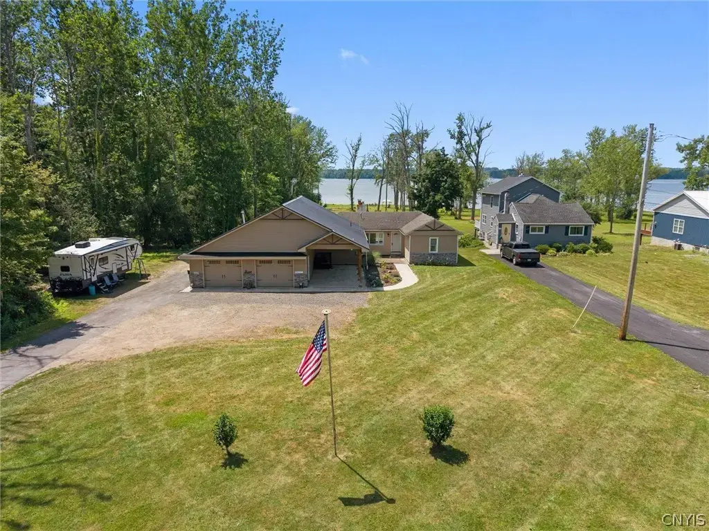 6869 Stevens Road, Elbridge