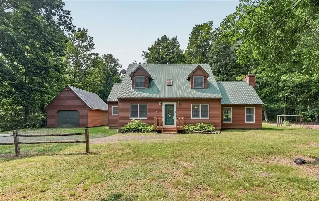 409 Woodland Drive, Jefferson