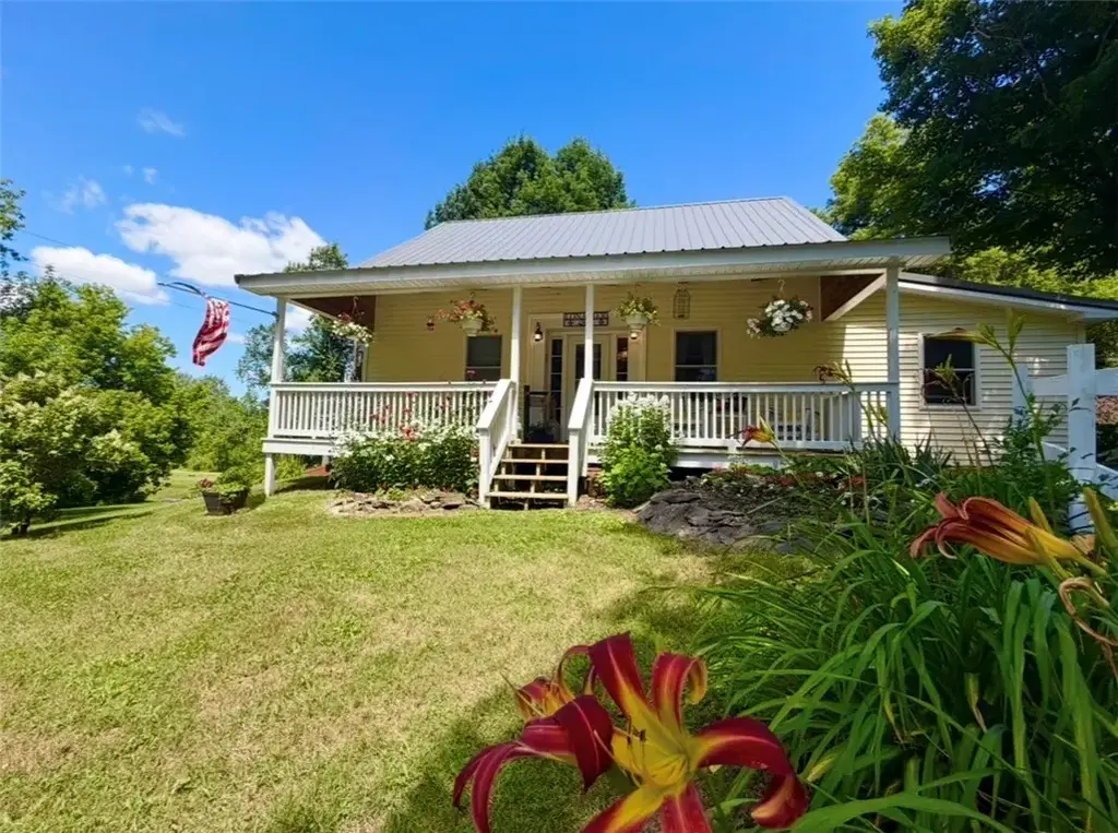 291 Camp Road, Pittsfield
