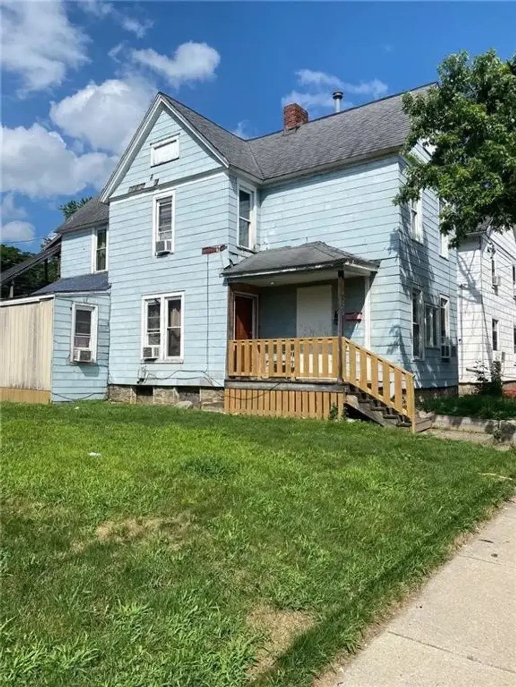 329 E Market Street Extension, Corning City