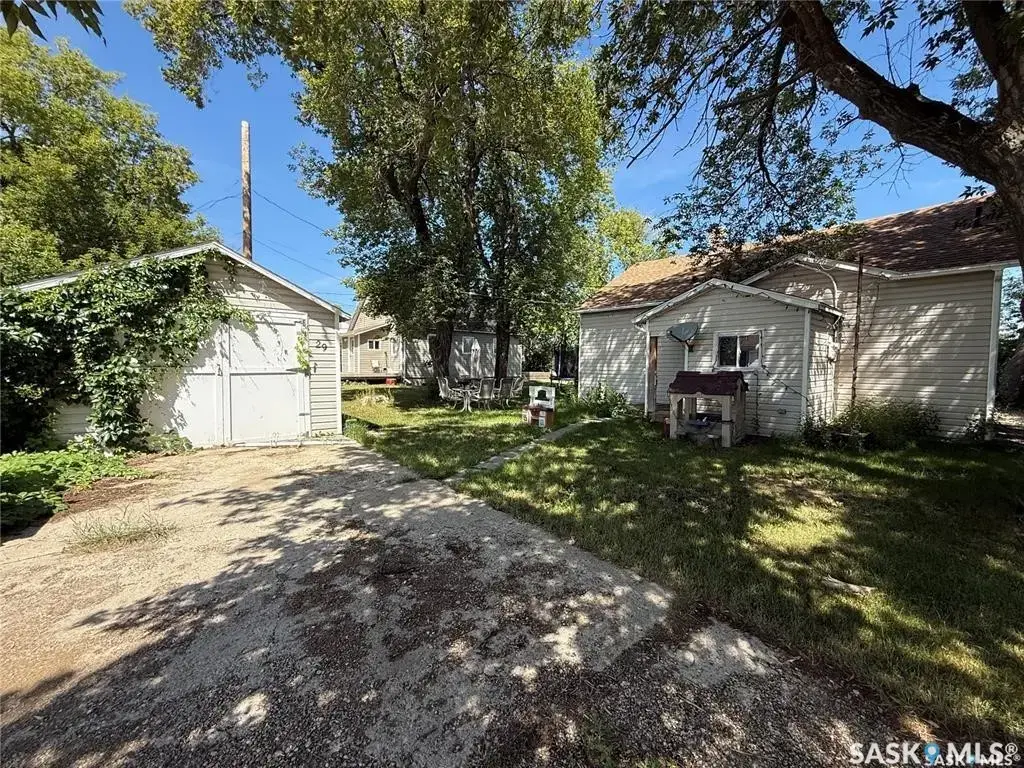 29 Carlton Street, Redvers