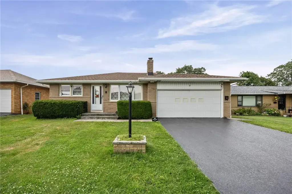 9 Tarwood Drive, Gates