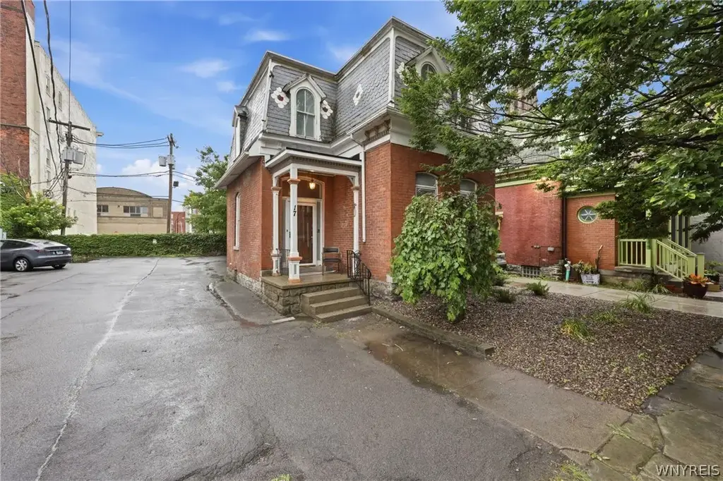 17 Saint Louis Place, Buffalo
