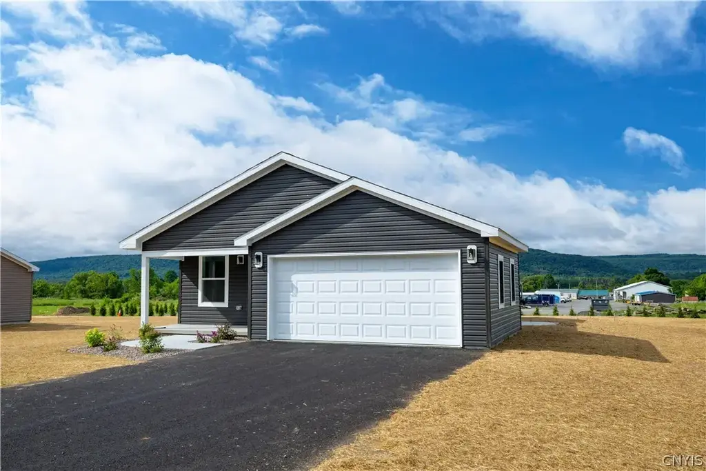 146 Westgate Drive, Schuyler