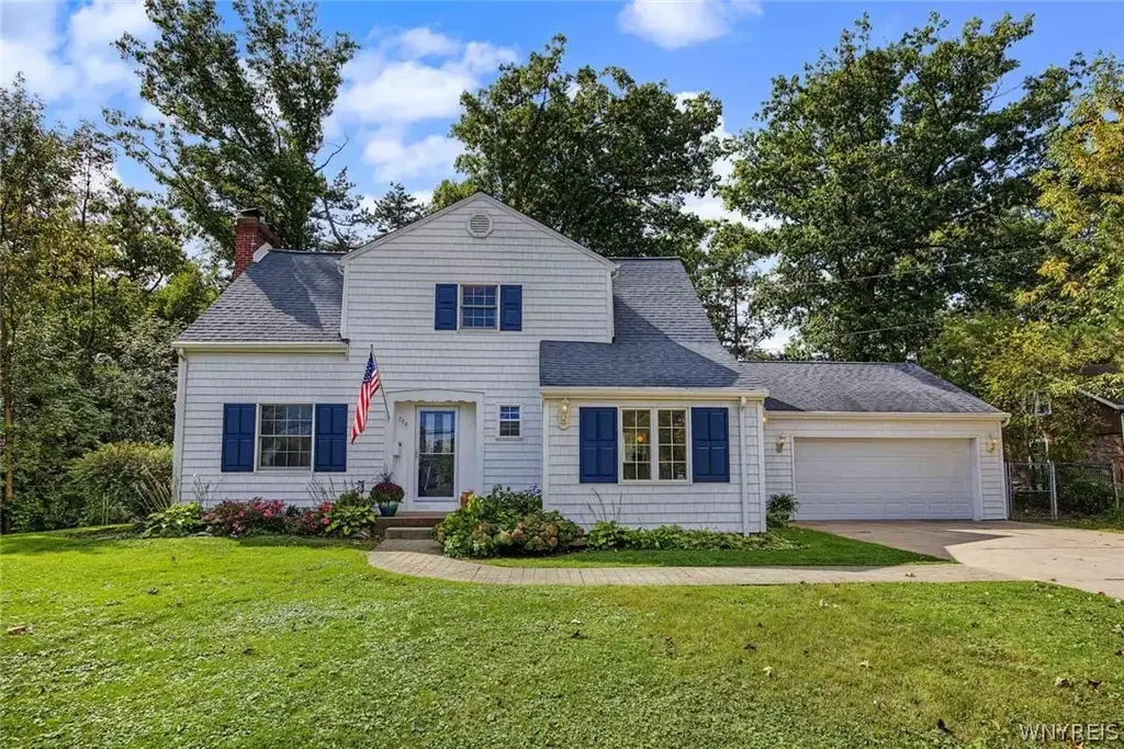 758 Pasadena Avenue, Niagara Falls