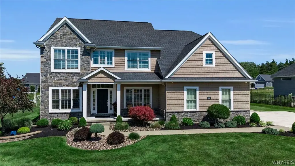 5345 Glenview Drive, Clarence