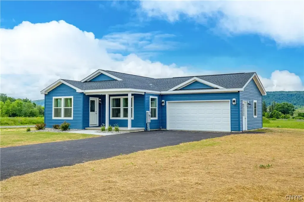 158 Westgate Drive, Schuyler