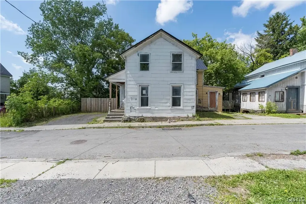 517 Jefferson Street, Watertown City