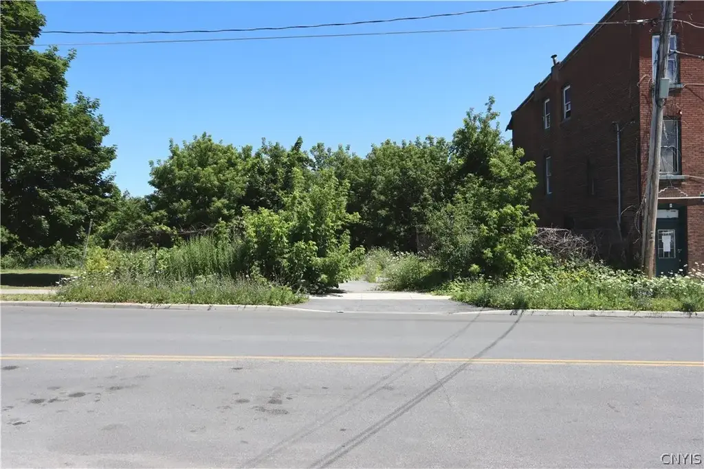 256 Coffeen Street, Watertown City