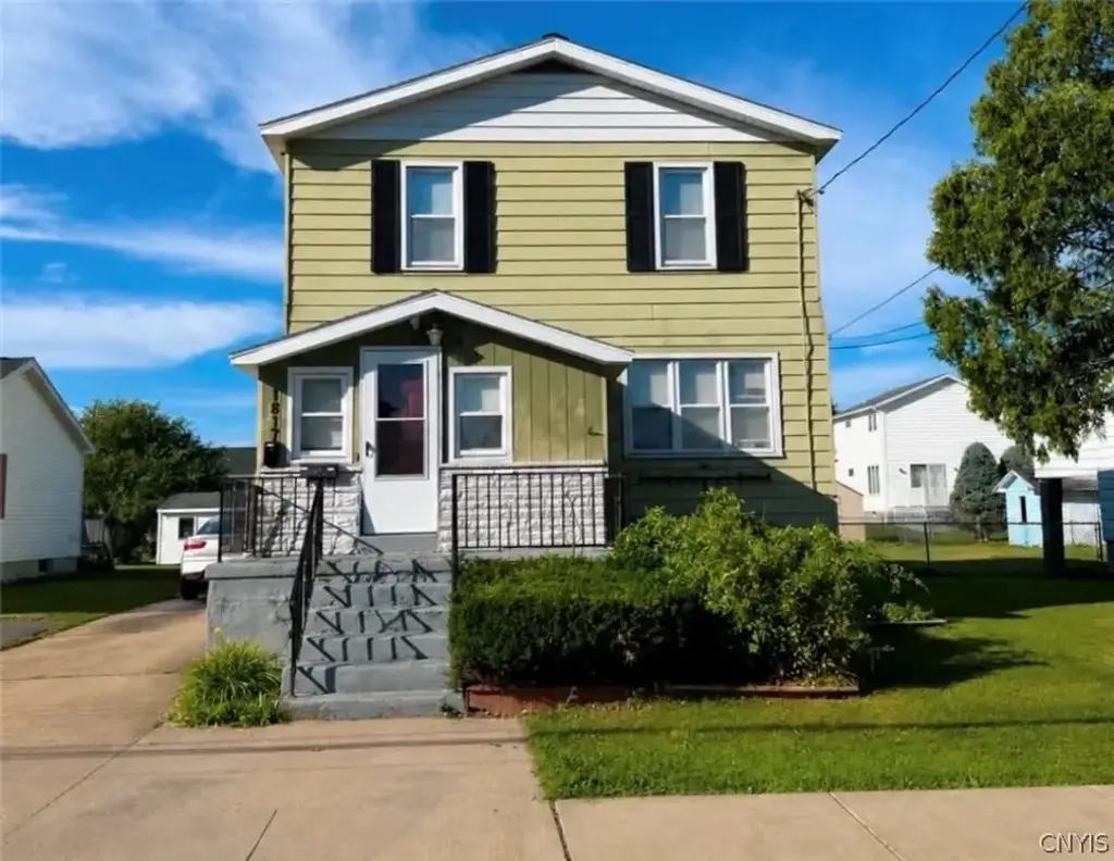 1817 Copperfield Street, Utica
