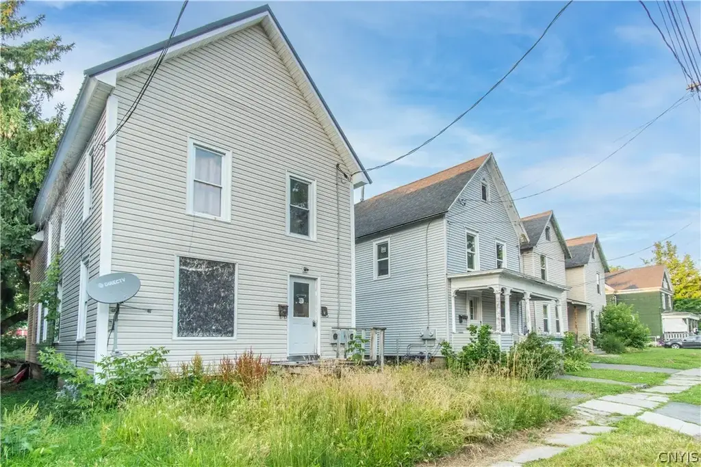815 Boyd Street, Watertown City