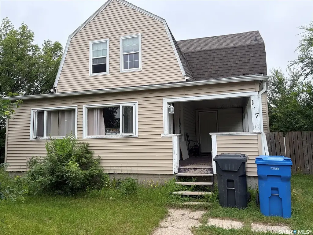 107 Second Street E, Carnduff