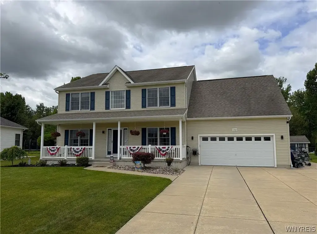 7260 Ashley Lane, Wheatfield