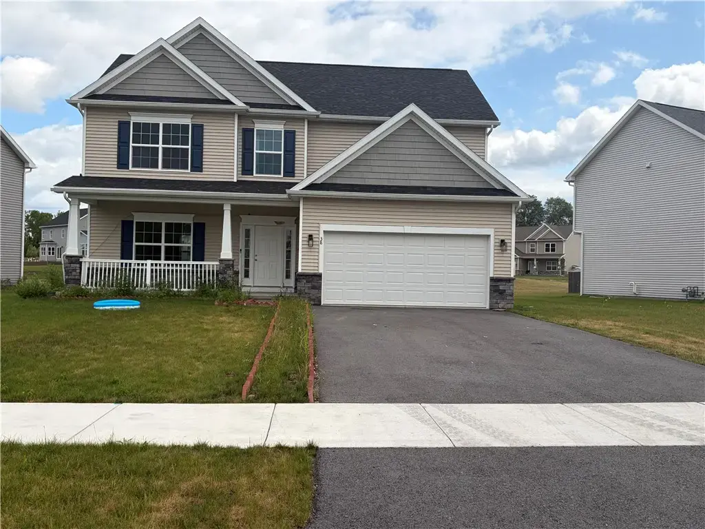 38 Kingsbarn Road, Henrietta