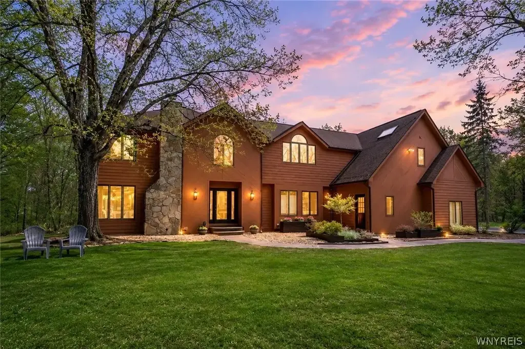 4789 Shimerville Road, Clarence
