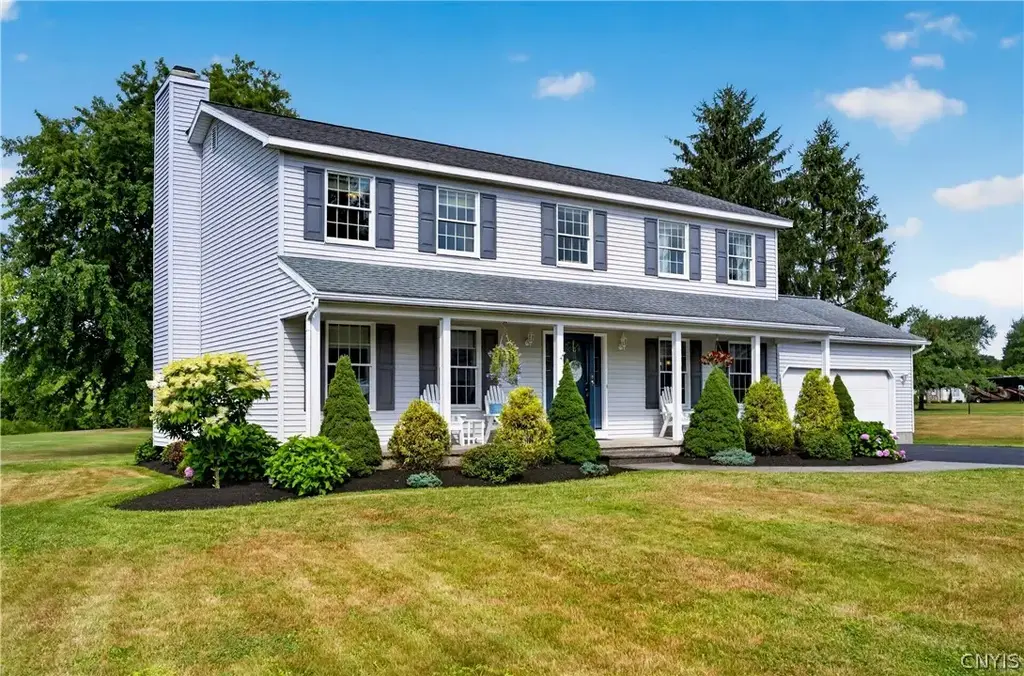 6331 Hidden Meadow Drive, Marcy