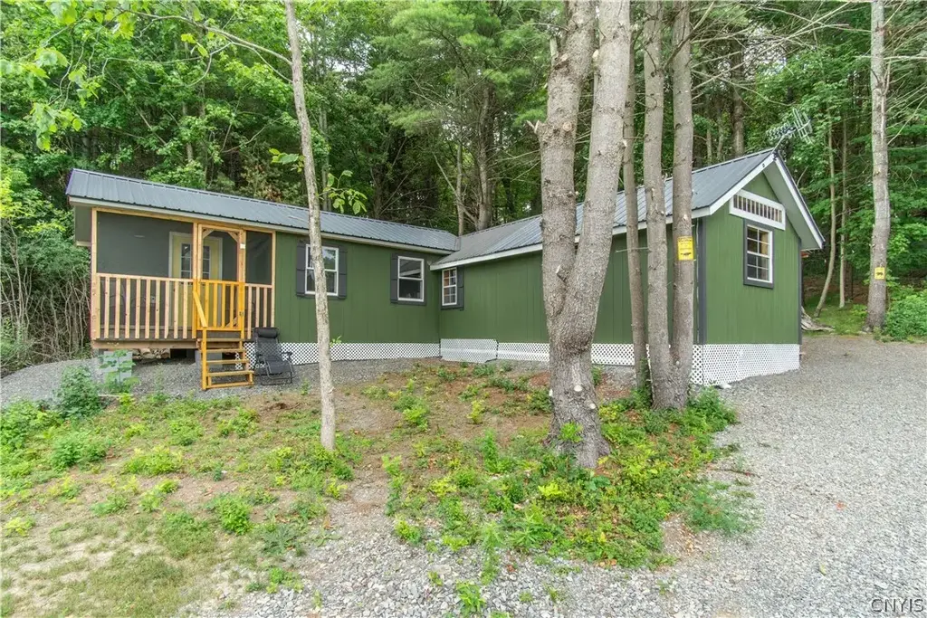 31801 Burnham Cove Road, Theresa